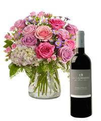 Bottiglia di Vino rosso con Bouquet